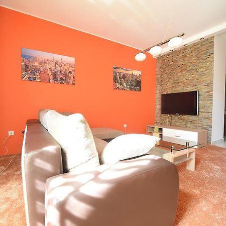 Orange Apartment Novi Sad Rom bilde